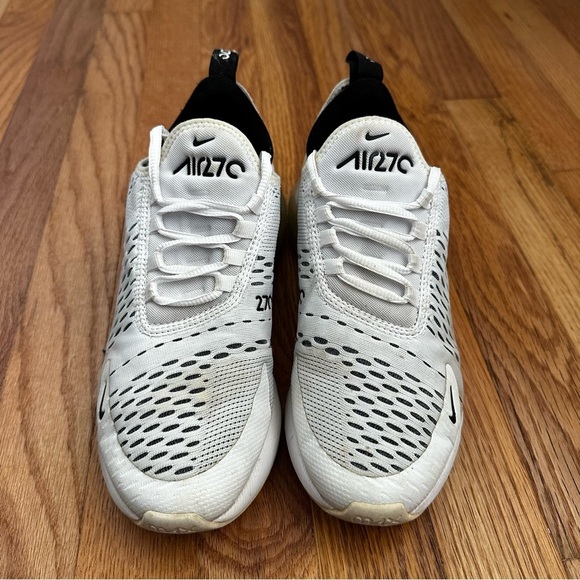 Nike Air Max 270 Black and White Running Shoes Women’s Size 7.5 - Picture 3 of 10